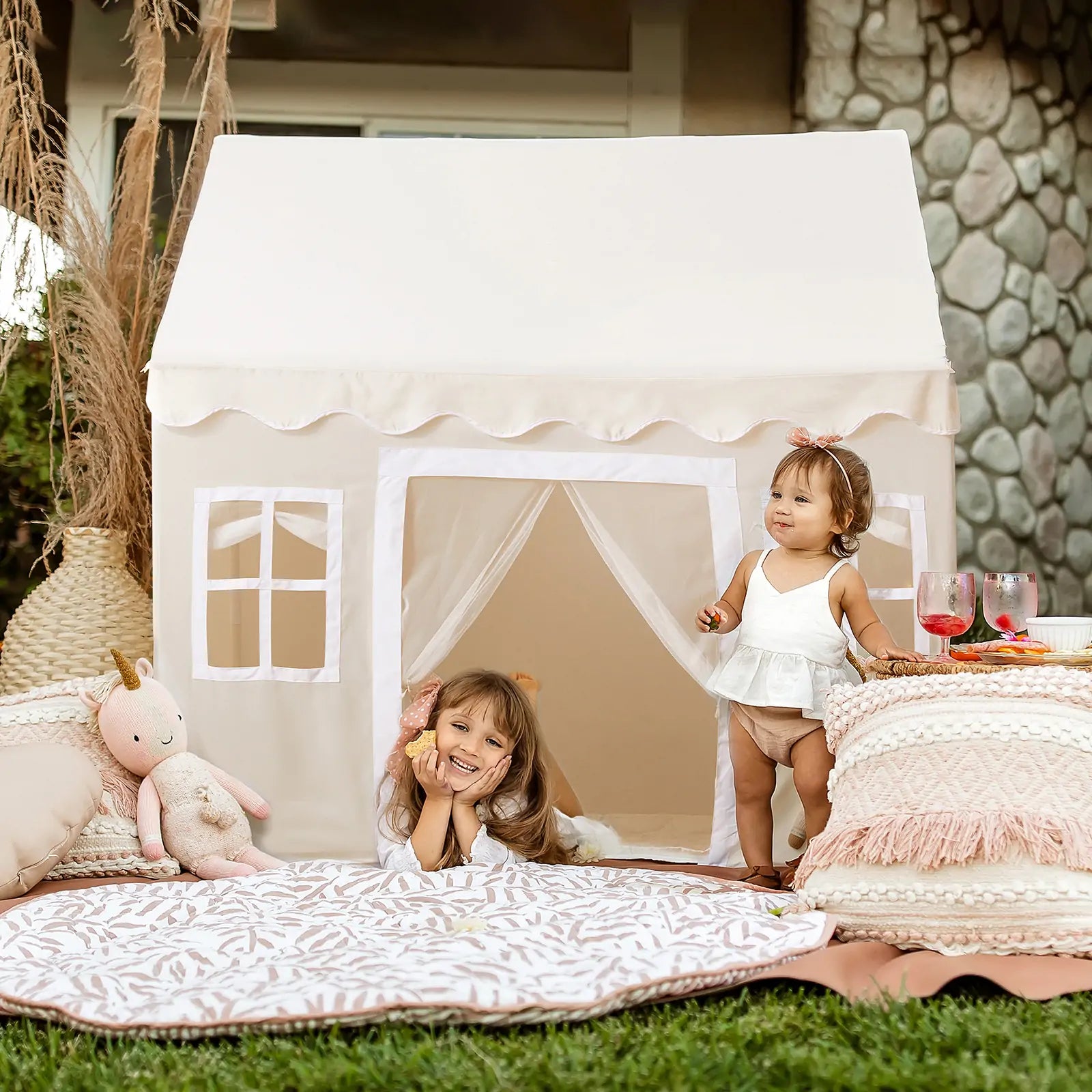 Bright Play & Art Set — Colorful Easel + Cream Playhouse with Lights