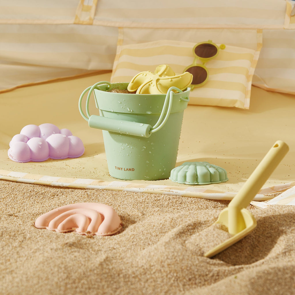 Tiny Land® Sand-Buddies Sand Toy Set