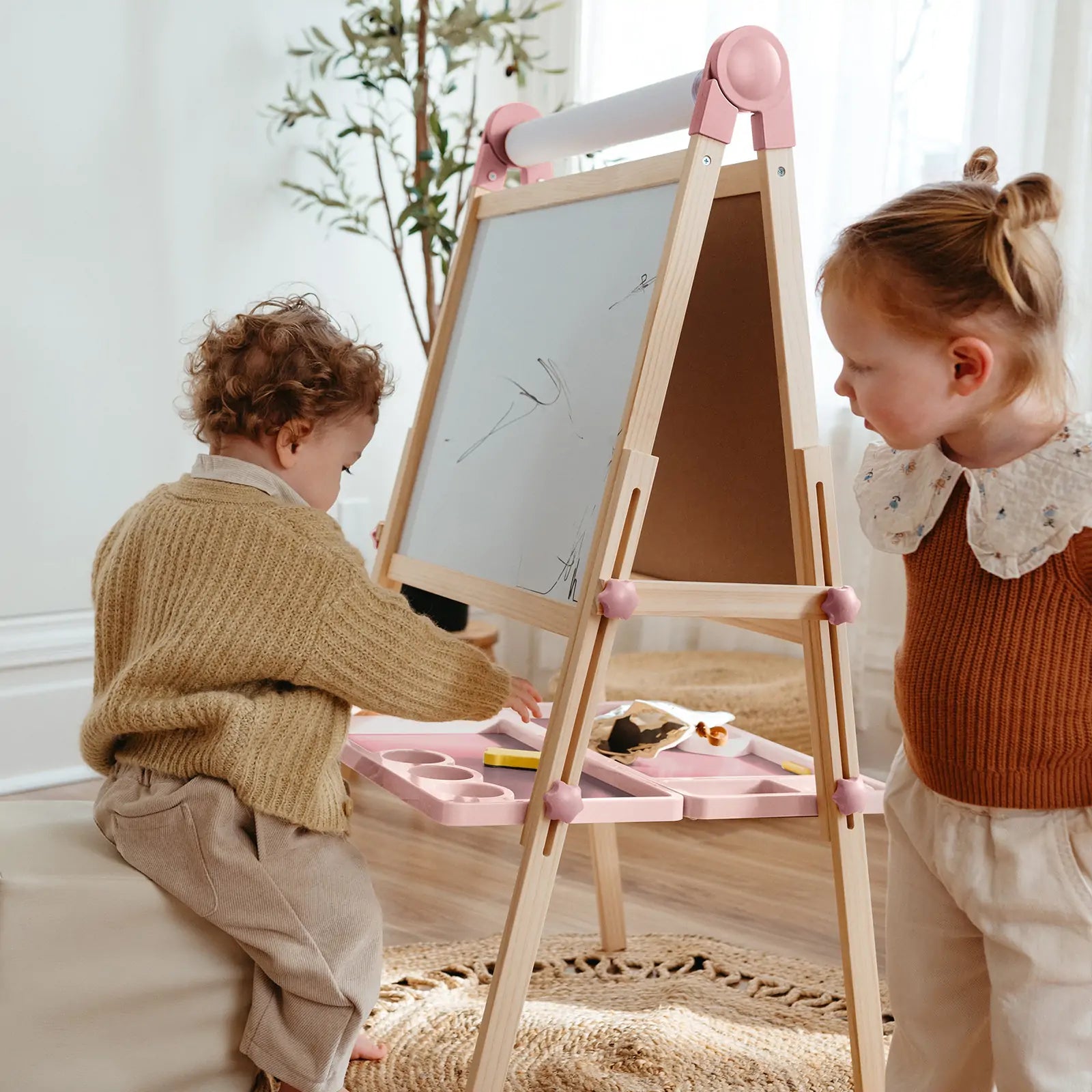 Tiny Land® Magnitales Easel for Kids